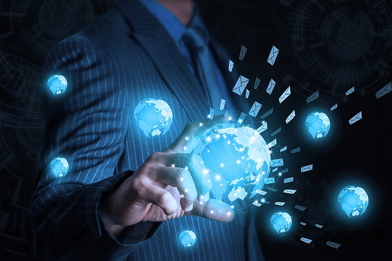 网络运营服务：域名的无形资产价值决定网站无形资产价值